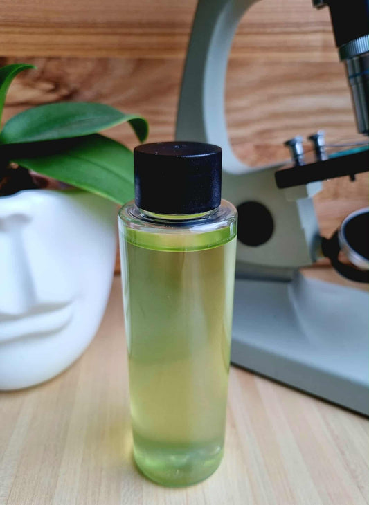 Why Start Your Own Little Microalgae Cultivation at Home?